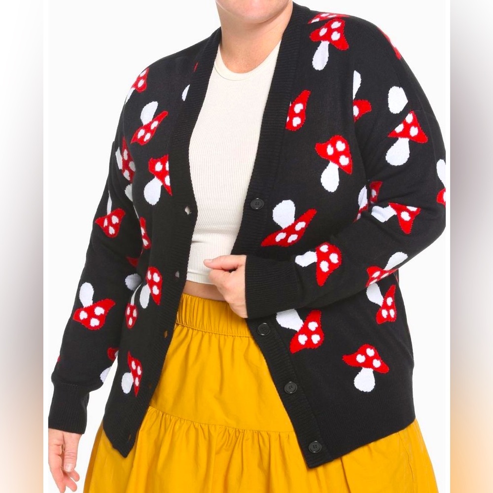 Mushroom Cardigan 3xl NWT